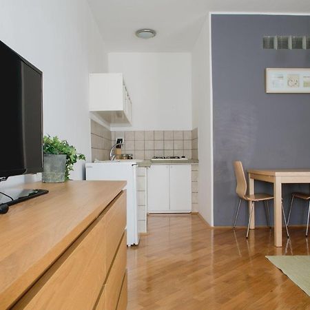 Apartments Artemus Music Piran Exterior photo