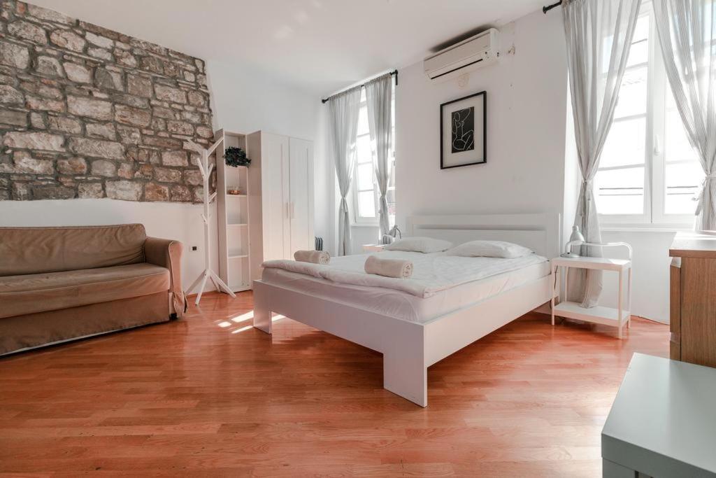 Apartments Artemus Music Piran Exterior photo