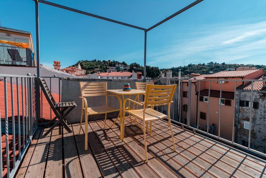 Apartments Artemus Music Piran Exterior photo